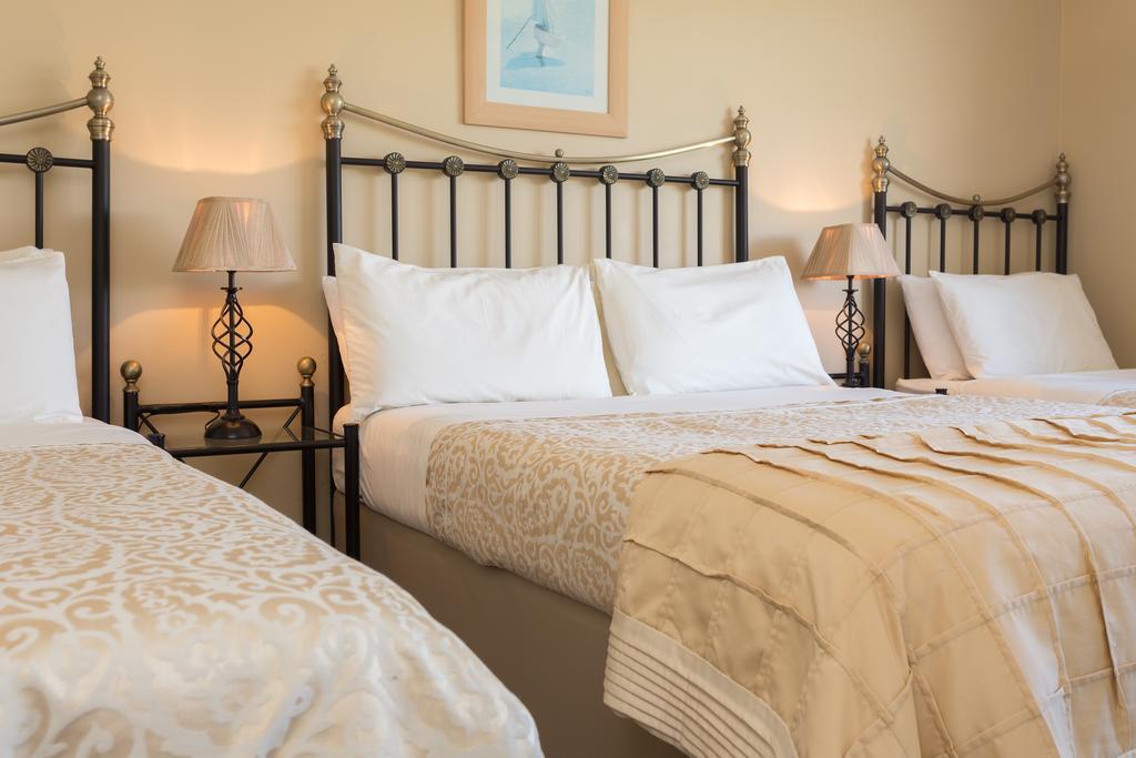 Fern Rock Bed And Breakfast Dromin Zewnętrze zdjęcie